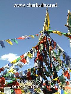 légende: drapeaux de priere Tsemo Gompa Leh Ladakh 06
qualityCode=raw
sizeCode=half

Données de l'image originale:
Taille originale: 172914 bytes
Temps d'exposition: 1/215 s
Diaph: f/400/100
Heure de prise de vue: 2002:06:07 15:40:14
Flash: non
Focale: 42/10 mm
